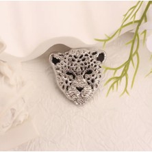 Gümüş Kaplama Zirkon Taş Detaylı Kaplan Broş