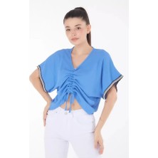 V Yaka Büzgülü Detaylı Bluz