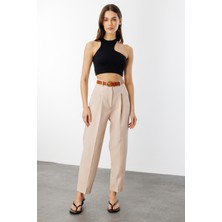 Kadın Dar Paça Pileli Kemerli Mevsimlik Kumaş Pantolon Kemerli-Pantolon