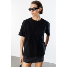 Kadın %100 Organik Pamuklu Kalın Dokulu Oversize Fit Yuvarlak Yakalı T-Shirt Kadın-Oversıze-T-Shırt