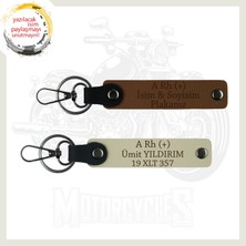 Açık Kahve-Sütlü Kahve, Yolların Sürücülerine, İsim Plaka ve A Rh + Kan Grubu Yazılı 2'li Anahtarlık Seti