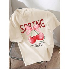 Tarz Sokak   Kalpli Kiraz Baskılı Oversize Rahat Kalıp Bisiklet Yaka Kadın