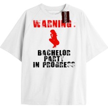 Tarz Sokak Warnıng Bachelor Party  Oversize Yazılı Tshirt Beyaz