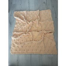 Peluş Kadife Ipten Bebek Battaniyesi El Örgüsü