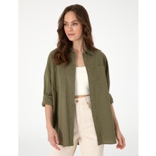 Pierre Cardin Kadın Haki Oversize Keten Karışımlı Uzun Kollu Gömlek 50313128-VR027