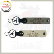 Kül Gri-Sütlü Kahve, Motor Severlere Özel, Isim Plaka ve Kan Grubu Yazılı Özel Tasarım Anahtarlık