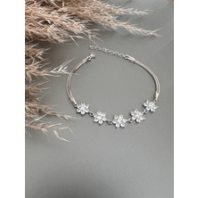 Zeta Jewel Gümüş Çiçek Kadın Bileklik