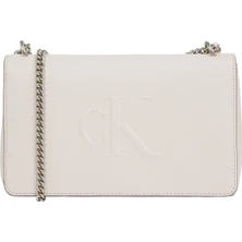 Calvin Klein bayan çantaları