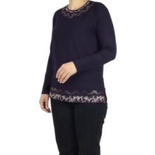 Ece Giyim Kadın Yaka ve Etek Desenli Taşlı Likralı Bluz