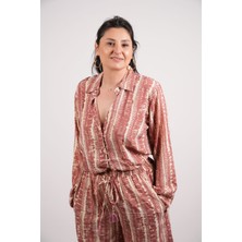 Beli Lastikli Bağcıklı Geniş Paça Pantolon Uzun Kol Desenli Gömlek Kadın Yazlık Takım