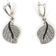 Nusret Takı 925 Ayar Gümüş Beyaz Zirkon Taşlı Yaprak Küpe