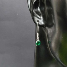 Nusret Takı 925 Ayar Gümüş Yuvarlak Küçük Boy Sentetik Zümrüt Taşlı Küpe