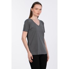 Modal V Yaka Yanı Yırtmaçlı T-Shirt - Antrasit