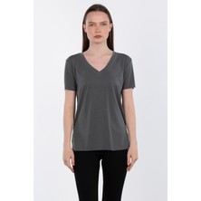 Modal V Yaka Yanı Yırtmaçlı T-Shirt - Antrasit