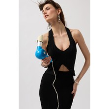 V Detay Dokulu Crop Bluz