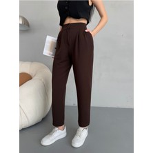 Alanora Kadın Yüksek Bel Havuç Kesim Esnek/ Likralı Kumaş pantolon