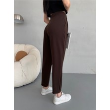 Alanora Kadın Yüksek Bel Havuç Kesim Esnek/ Likralı Kumaş pantolon