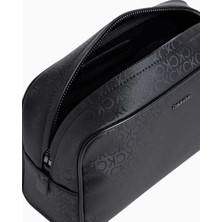 Calvin Klein Sleek Washbag Mono Makyaj Çantası