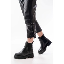 745-2137 Siyah Kalın Taban Lastikli Günlük Kadın Bot