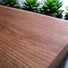 El Yapımı Tek Parça Doğal Ahşap Kesme Tahtası Ceviz (40X23CM)