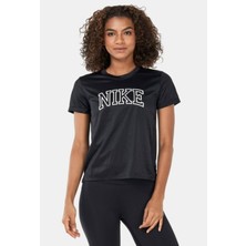 Nike Dri-Fit Swoosh Graphic Kadın Siyah T-Shirt