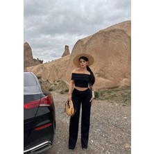 Zarif Kadın Madonna Yaka Bol Paça Pantolonlu Takım