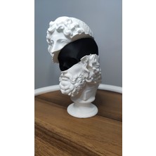 The Divine And The Mortal-Ilahi ve Ölümlü Dekoratif Biblo Hediyelik Siyah Beyaz Plastik 19 cm