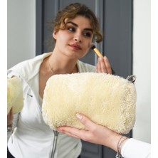 Pabtex Pandamke Fermuarlı Peluş Makyaj Çantası (Uzun Tüylü) – Kadınlar Için En Yeni Makyaj Çantası