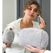 Pabtex Pandamke Fermuarlı Peluş Makyaj Çantası (Uzun Tüylü) – Kadınlar Için En Yeni Makyaj Çantası