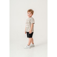 Titimix Kids Erkek Çocuk Kabartma Baskılı Alt Üst Yazlık T-Shirt Şort Ikili Takım Çağla