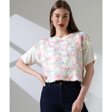 Çiçek Tül Detaylı Nakışlı Bluz T-Shirt