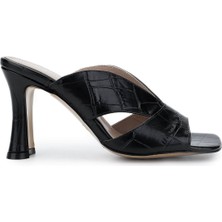 Tamer Tanca Kadın Hakiki Deri Siyah Kroko Topuklu Terlik 33 3439 Bn Trlk Y25 Sıyah Kroko