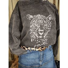 Aslan Baskılı Yıkamalı Sweatshirt