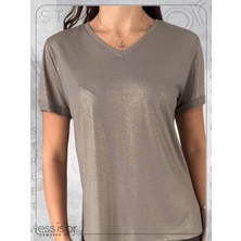 Bej Metalik Parlak V Yaka Kısa Kollu Basic Tshirt