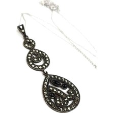 Ose Shop Oniks ve markazit taş detaylı 925 ayar gümüş kolye