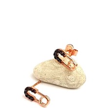 Ose Shop Oniks taşlı 925 ayar gümüş rose çengelli iğne şans küpesi