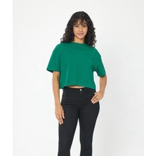 Oversize Kadın Crop Tişört – %100 Pamuk, Yüksek Kaliteli Süprem Kumaş