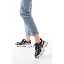 Bayan Spor Ayakkabı F-329 Siyah Günlük Bağcıklı Beyaz Tabanlı Yazlık Spor Ayakkabı