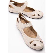 Kadın Günlük Ortopedik Ayakkabı Bej Büyük Numara Kafes Model Bantlı