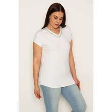 Şans KADIN BEYAZ V YAKA DÖKME TAŞ DETAYLI BLUZ