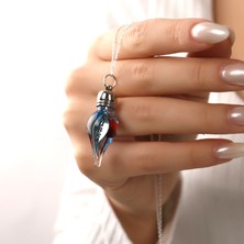 Hom Silver Jewelry 925 Ayar Gümüş Kişiye Özel Isimli Kırmızı Mavi Gül Detaylı Cam Fanus Kadın Kolye
