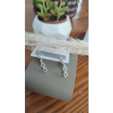 Çelik Zirkon Taşlı Minimalist Küpe Kız Çocukları Için Uygundur