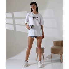 Alisim Kaplan Nakış Işlemeli Oversize Kadın T-Shirt