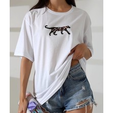 Alisim Kaplan Nakış Işlemeli Oversize Kadın T-Shirt