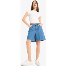 DeFacto Yüksek Bel Düz Paça Yumuşak Jean Bermuda E0961AX25SM