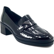 Beety 515 25YA Kadın Günlük Ayakkabı Siyah Rugan