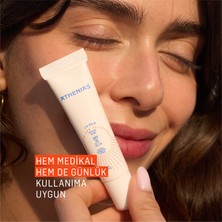Athenıas Lip Balm Anti Chap SPF15 Organik Çilek Aromalı Dudak Bakımı Çatlak Karşıtı 15 gr x 2 Adet
