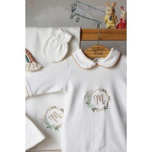Babiesfirst kişiye Özel Nakışlı 4 Lü Yenidoğan Bebek Seti - %100 Pamuk Battaniye, Tulum, Şapka, Eldiven