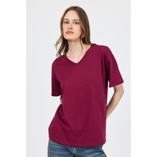 Bordo V Yaka %100 Pamuk Comfort Fit Tişört 2143M