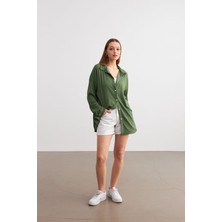 Kadın Haki Yeşil Oversize Uzun Krinkıl Gömlek